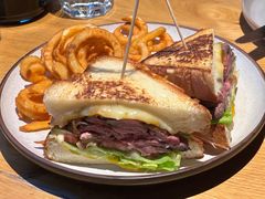 -The Diner X餐厅(青岛万象城店)