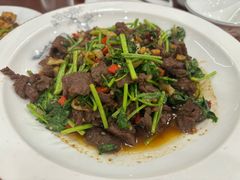 -湖南人家湘菜馆(镇江路店)