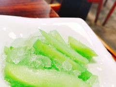 情人果-超越炭火牛蛙火锅鸡(河东店)