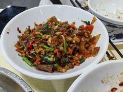 酸菜炒粉皮-笨罗卜浏阳菜馆(太平街店)