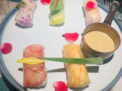 漫步花开彩虹卷-蜜桃花开·中西融合菜E&W(南长街店)