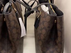 -COACH蔻驰(赛特奥特莱斯店)