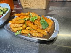 -马路牙子烧烤音乐酒馆(望京店)