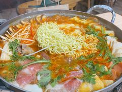 部队火锅-文成焕·家族韩式餐厅