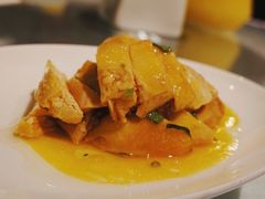 特色葱油鸡-东方明珠老上海8号餐厅(东方明珠广播电视塔店)