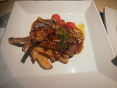 -穹六人间 people 6(岳阳路店)