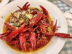 -捌贰虾蟹·江湖菜馆(江汉路店)
