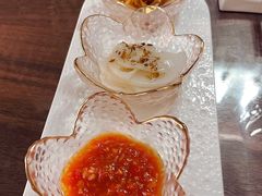 餐前小食-海派悦庭·海胆烧麦·新融合菜(凯德广场店)