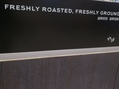 -瑞幸咖啡(尼盛尚品汇店)