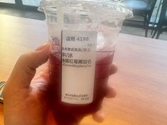 -星巴克(昆明金鹰天地店)