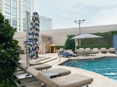 -澳门瑞吉酒店室外泳池