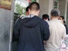 -陆稿荐观前街店
