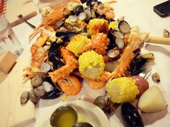 -The Crab Pot Seattle