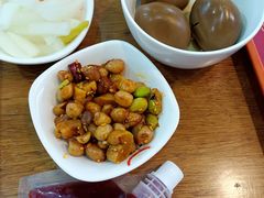 -牛一嘴·兰州牛肉面·大盘鸡(财富中心店)