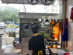 -后街女孩肠粉店