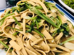 -八两八金·莱芜特色炒鸡(市南漳浦路店)