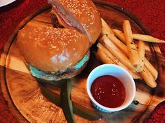 -羽深肉铺 Steak & Wine