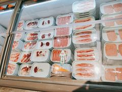-绿岛港轩海鲜烤肉涮锅自助餐厅