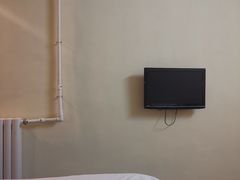 -如家酒店(青岛哈尔滨路万科城双山地铁站店)