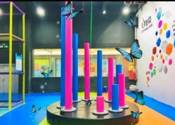 -蹦贝运动中心·蹦床·攀岩·闯关(龙岗店)