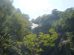 -燕子河大峡谷天坑仙境