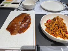 笋衣手撕鸡-小大董·烤鸭(观景餐厅·南京西路店)