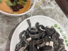 -尹记门钉肉饼(丰台站店)