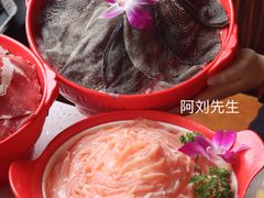 空运大刀毛肚-大龙燚·旷野鲜火锅(广州首店)