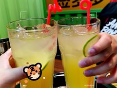 -签多多串串香火锅