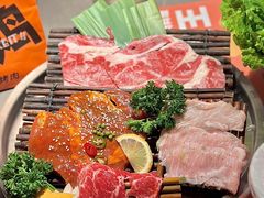 -轻烧烤肉(光谷步行街店)