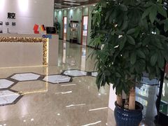 -茂菊口腔连锁(浦东南路店)