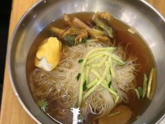 -青瓦餐厅·生鱼片·韩园烤肉(西塔店)