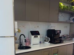 -龙格亲子游泳·水育早教运动中心(龙湾天街店)