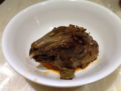 兔头-青石桥老瓦房肥肠粉总店(青石桥总店)