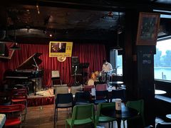 -东岸Cafe 爵士俱乐部