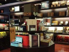 -七彩云南庆沣祥茶庄(金融街店)