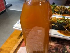 -霸蛮湖南菜·牛肉粉(荣京西街店)