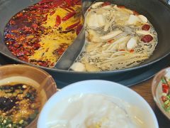 -萍姐火锅·公路夜市(武汉首店)