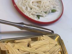 -刘少华贵州小黄牛·鲜牛肉火锅(总店)