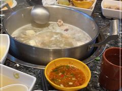-一席地·本地鸡窝·杭帮鸡火锅(萧山银隆百货店)