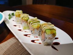 牛油果反卷-山葵家·创意料理(宁波来福士店)
