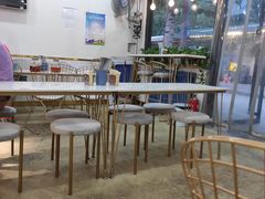 大堂-董小西的凉皮和椒麻鸡(三元桥店)