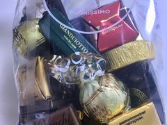 -VENCHI 闻绮(北京国贸商城店)