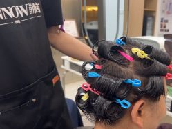 -首脑美发沙龙