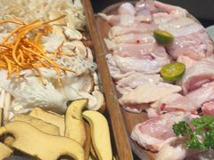 -野·大山里野生菌石锅土鸡(益田假日店)
