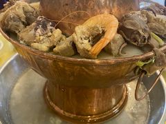 -鑫渔港海鲜本地菜·山海关浑锅(东戴河店)