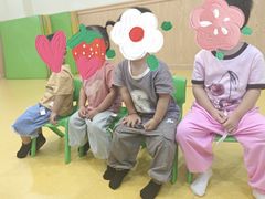 -哲学苑亲子园·早教婴儿托育·婴儿游泳(颐龙湾店)