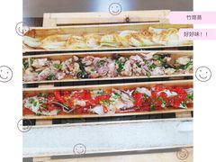 -胡须哥网红竹筒菜