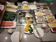 -海底捞火锅(新松江路生日主题店)