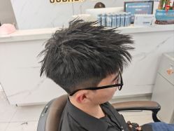 点击看大图 -尤司男士国潮理发馆